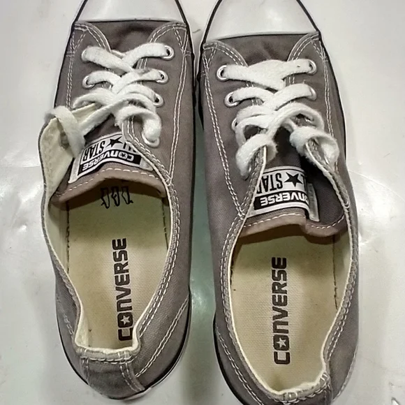 Converse Chuck Taylor All Star Low Top Shoes Women's sz 7. - Picture 7 of 10